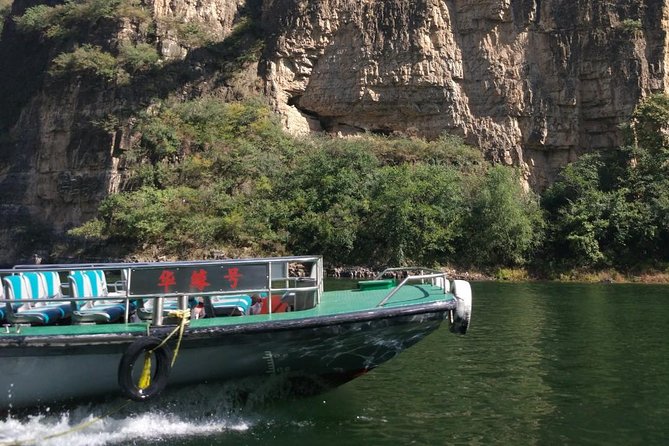 Longqingxia Gorge Cruise and Guyaju Cave Dwellings Private Day Tour - Exploring the Rock Facade
