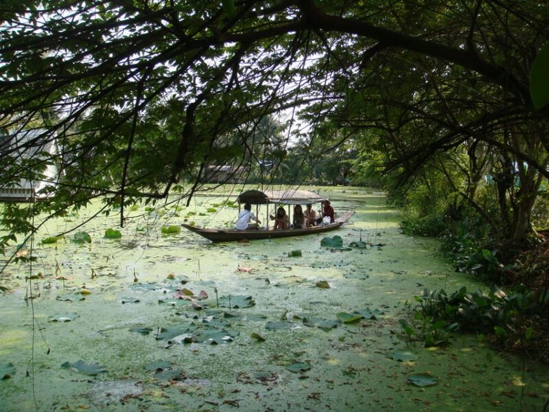 Longtail Boat Adventure to the Local Weekend Floating Market - Boat Adventure