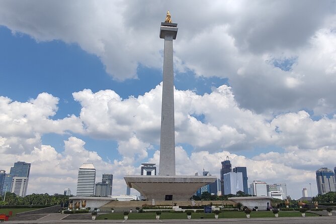 Look at Jakarta Local Experience Tour With Boating - Exploring Jakartas Old Port