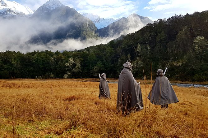 Lord of Rings Full-Day Tour Around Queenstown Lakes by 4WD - Meeting and Pickup