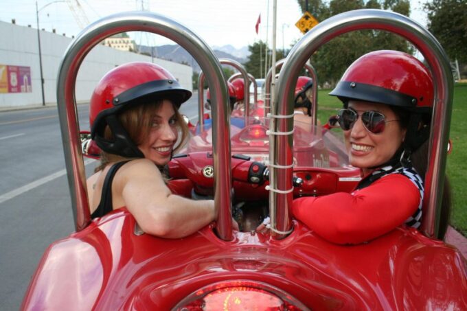 Los Angeles: 1-Hour Mini-Car Guided Adventure Ride YOU Drive - Driving Through Griffith Park