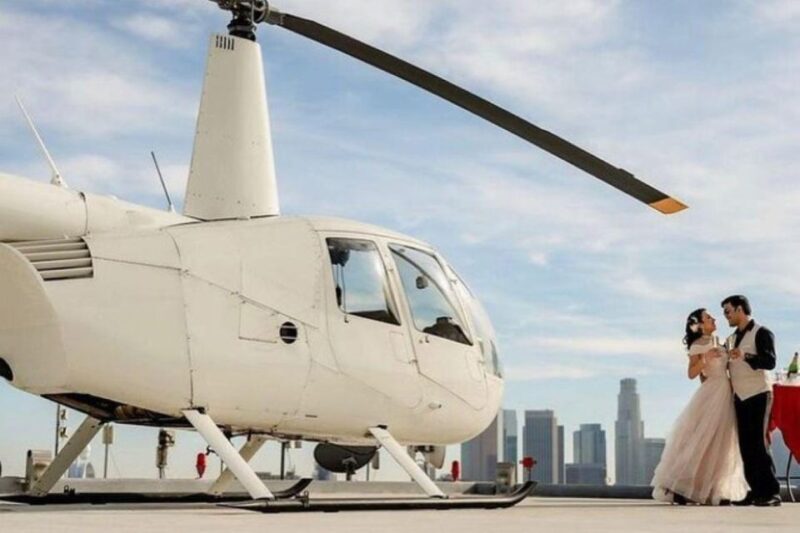 Los Angeles: Downtown Rooftop Landing Helicopter Tour - Celebrity Homes