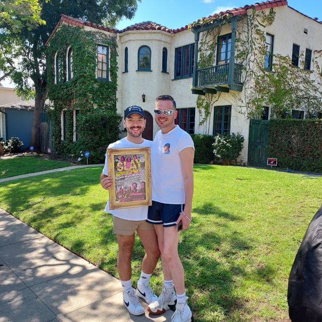 Los Angeles - Gay Sightseeing Booze Bus Tour - Iconic Landmarks and Pop References