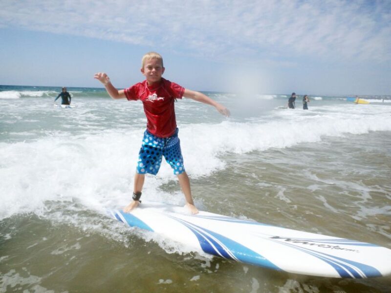 Los Angeles: Group Surf Lesson for 4 - Pricing and Booking