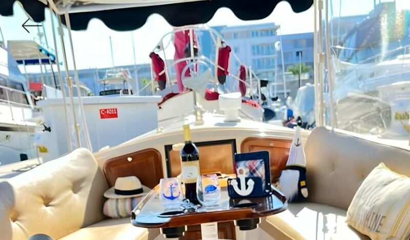 Los Angeles Luxury Boat Cruise Wine, Charcuterie Sealions - Food, Beverage, and Optional Upgrades