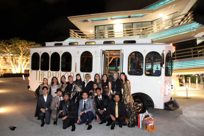 Los Angeles: Luxury Hollywood Sightseeing Trolley Tour - Tour Duration