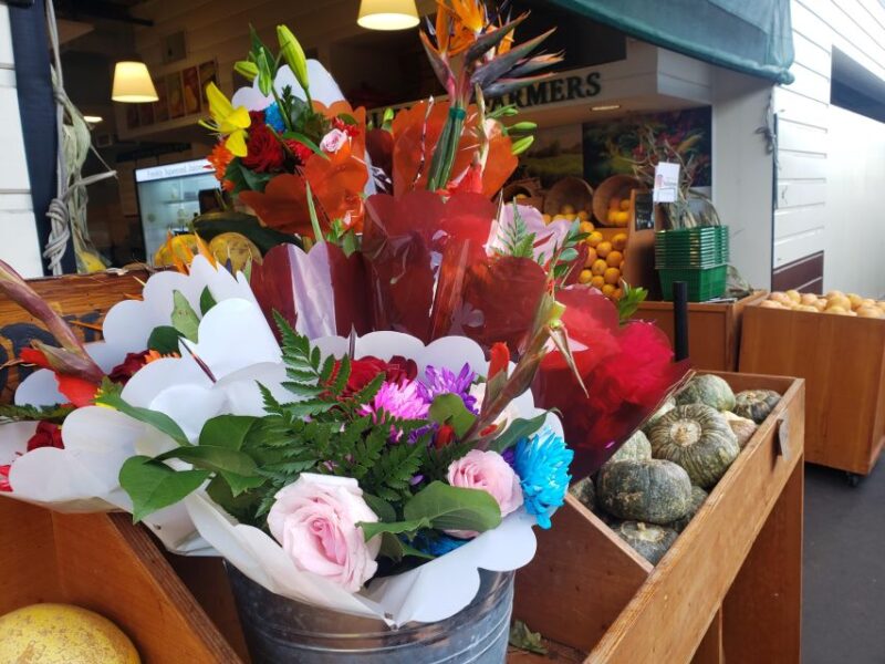 Los Angeles: Original Farmers Market Food & History Tour - Local Culture and History