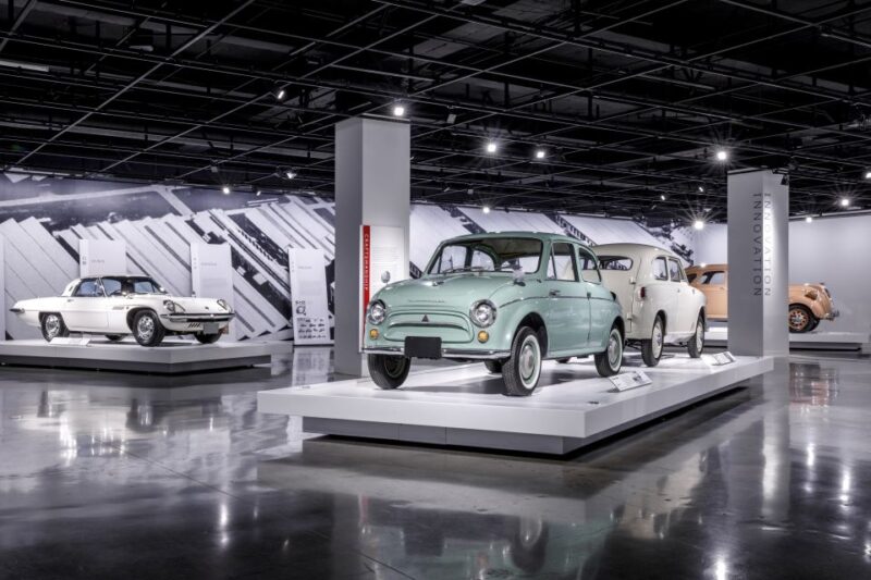 Los Angeles: Petersen Automotive Museum Public Vault Tour - Location and Parking