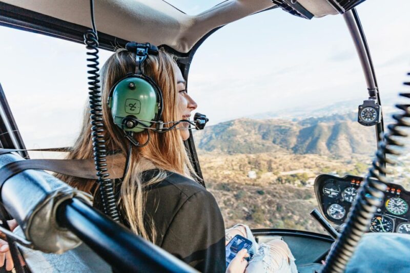 Los Angeles: Private 1-Hour Sightseeing Helicopter Tour - City Skyline and Landmarks