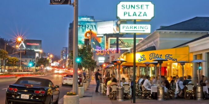 Los Angeles: Private City Highlights Tour With Transfer - Scenic Drive and Beaches