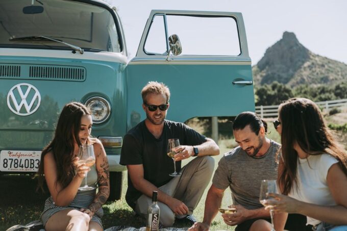 Los Angeles: Private Vintage VW Bus Tour in Malibu - Scenic Drives and Wineries