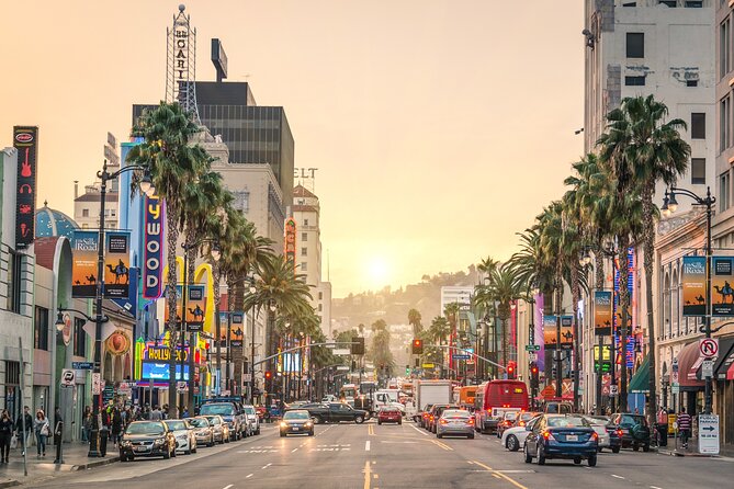 Los Angeles Tour for Adults Only: The Fame Kills - The Haunting History of Iconic Theaters