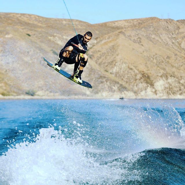 Los Angeles: Wakeboarding, Wakesurfing and Tubing - What to Bring
