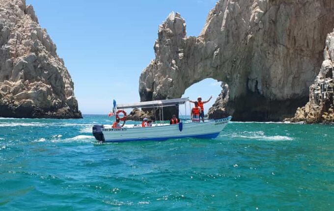 LOS CABOS: ARCH TOUR & SNORKEL TOUR, CHILENO & PELICAN BEACH - Snorkeling Experiences