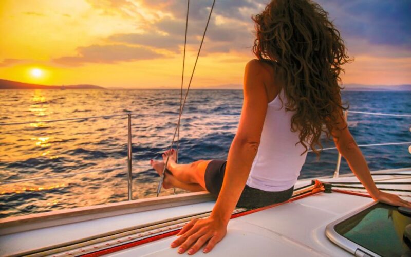Los Cabos: Luxury Sailboat Sunset Cruise With Open Bar - Inclusions