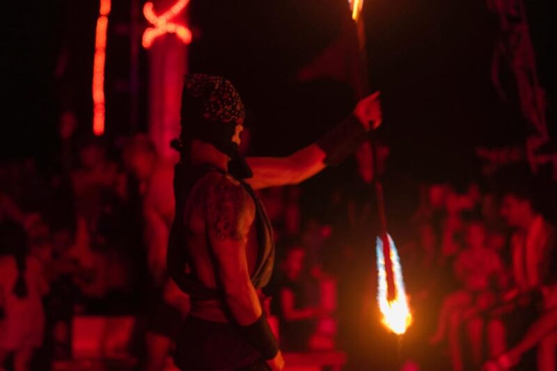 Los Cabos: Pirate Show at Twilight - Meeting Information