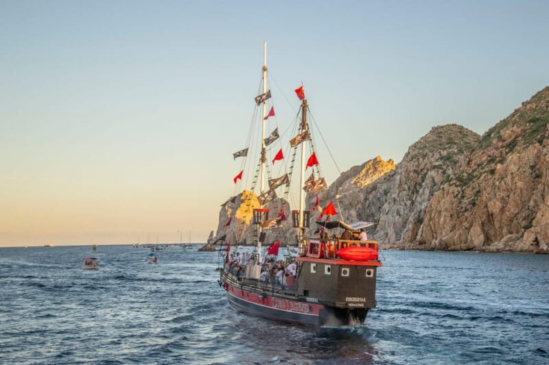 Los Cabos: Pirate Show at Twilight - Availability and Cancellation