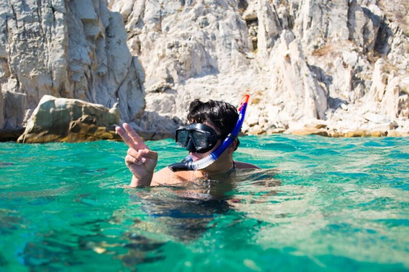 Los Cabos: Private Kayaking and Snorkeling Tour at the Arch - Inclusions and What to Bring
