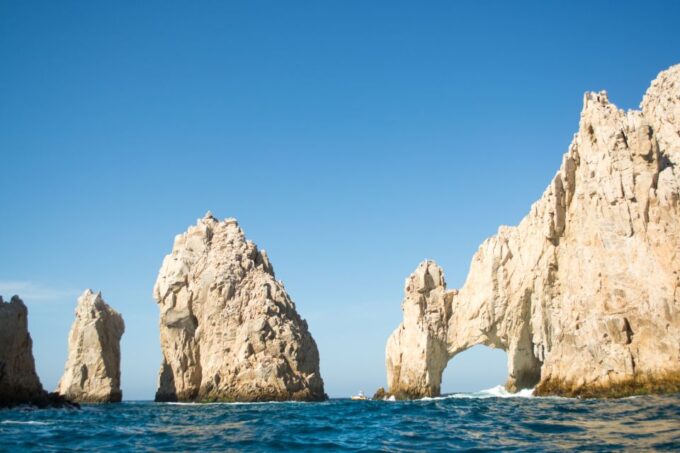 Los Cabos: Private Kayaking and Snorkeling Tour at the Arch - Kayaking and Snorkeling Activities