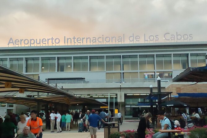 Los Cabos Private Transportation (Zone 3) One Way - Vehicle Features