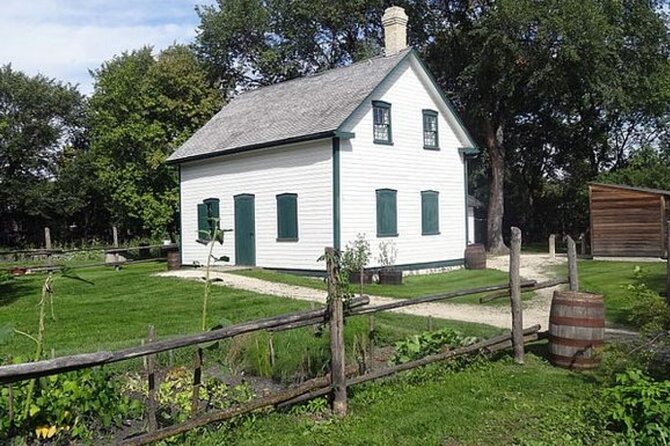 Louis Riel & Red River Metis Trails Tour - Scenic River Trails Exploration