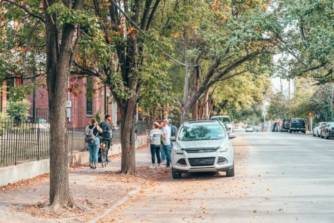 Louisville: NuLu District Food and History Tour - Exploring Historic Architecture