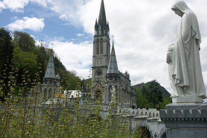 LOURDES : COME for a DAY - Private DAY-Trip From PARIS by High Speed Train - Logistics of the High-Speed Train