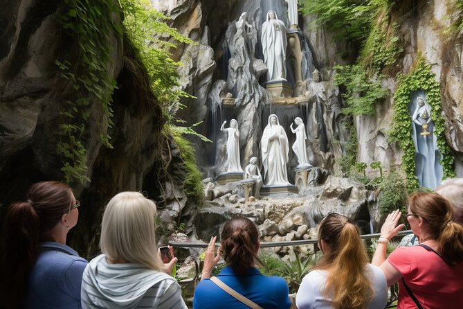Lourdes, Guided Walking Tour in the Sanctuary - Sanctuary Highlights