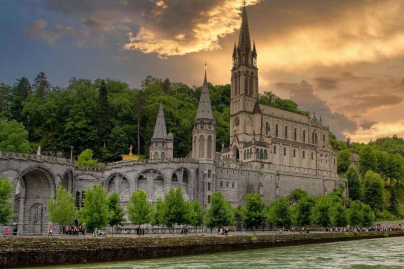 Lourdes Sanctuary: The Digital Audio Guide - Key Points