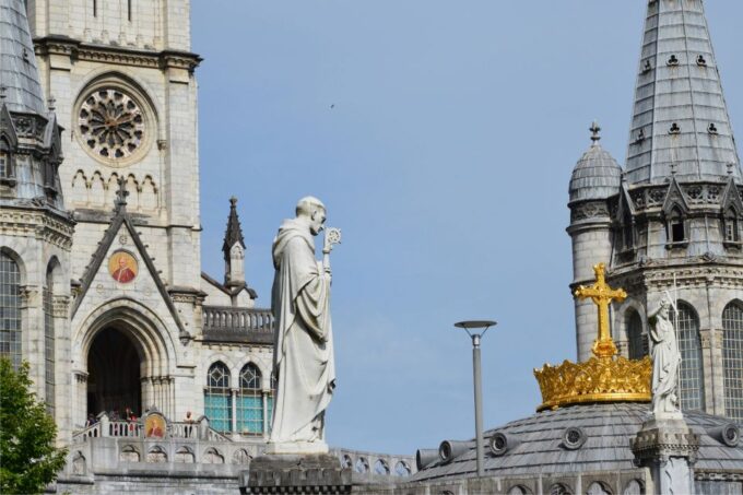 Lourdes Sanctuary: The Digital Audio Guide - Language Options