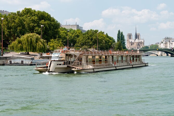 Louvre Accompaniment to Mona Lisa With Skip the Line Entrance - Seine River Cruise Ticket