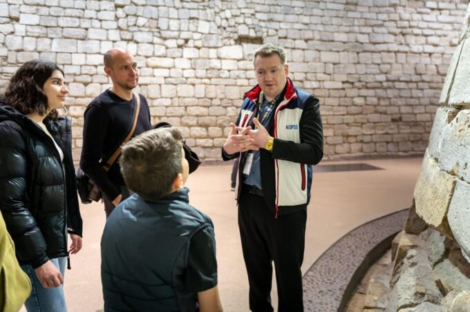 Louvre Highlights Guided Tour - Inclusions and Exclusions