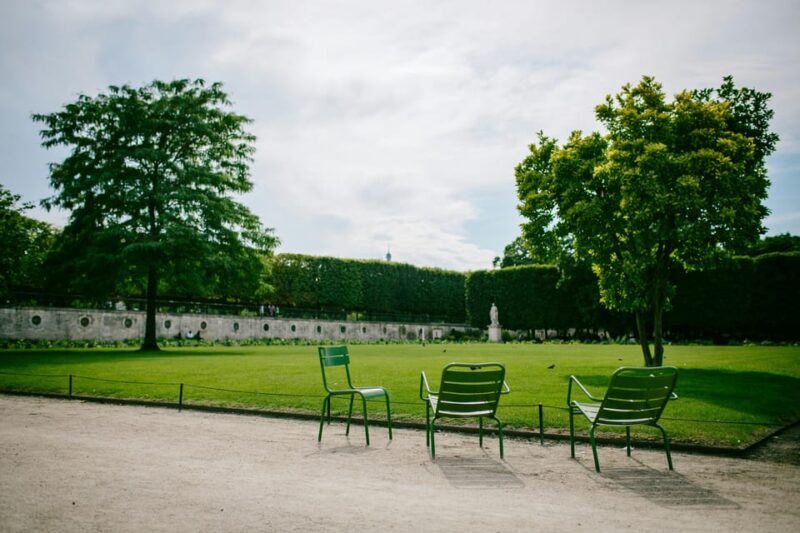 Louvre Museum Garden Tour & Skip the Line Tickets - Meeting Point and Accessibility