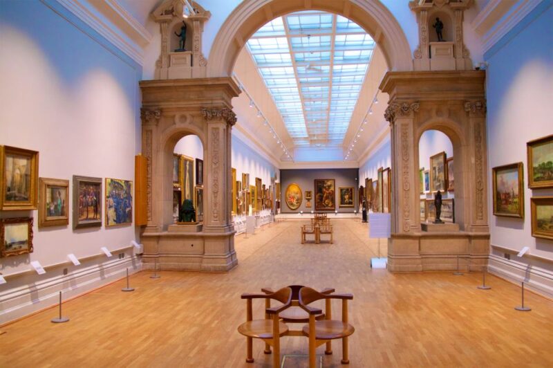 Louvre Museum Reserved Entry Ticket and Garden Walking Tour - Itinerary Highlights