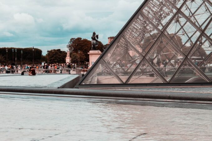 Louvre Museum Reserved Entry Ticket and Garden Walking Tour - Strolling Through the Tuileries Garden