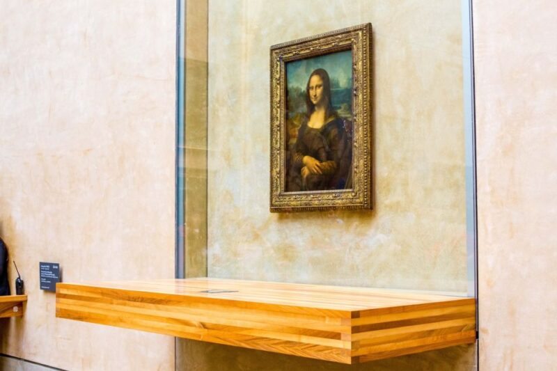 Louvre Museum: Skip-the-Line Guided Tour - Accessibility Considerations