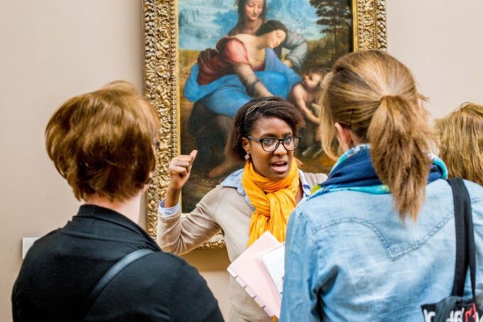 Louvre Museum: Skip-the-Line Guided Tour - Getting to the Louvre