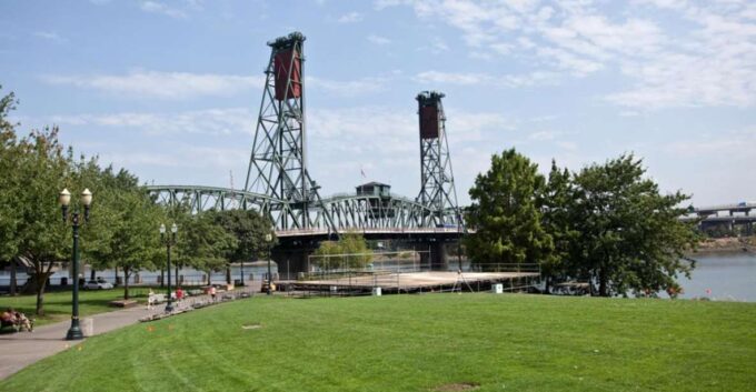 Love in the City of Roses: Romantic Tour in Portland - Memorable Experience in Portland