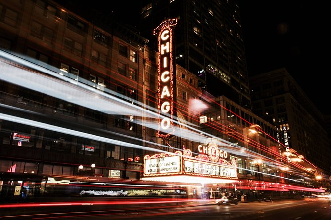 Love Is in the Windy City - Chicago Walking Tour - Capture Romantic Moments on the Tour