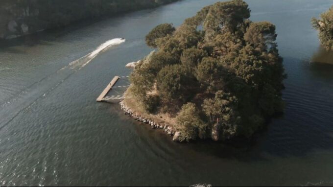 Love Island: Full Day Yacht Tour - Picnic on a Serene Island