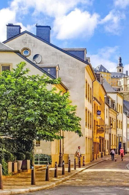 Lovely Romantic Walking Tour in Luxembourg - Booking and Availability