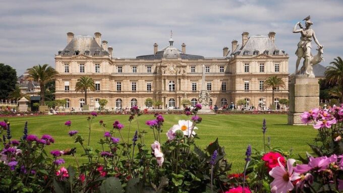 Lovely Romantic Walking Tour in Luxembourg - Chemin De La Corniche