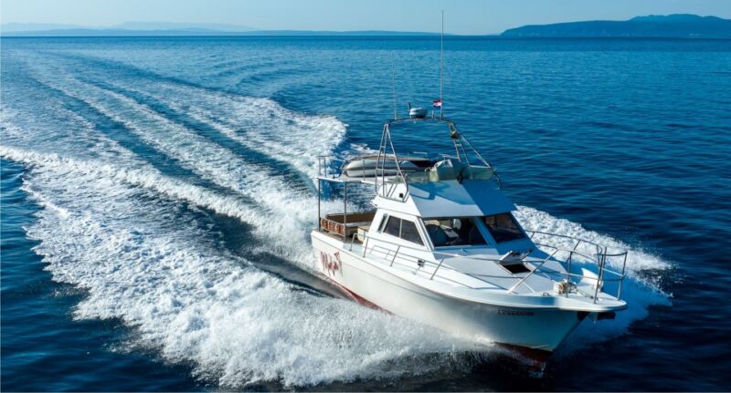 Lovran/Opatija: Swimming on Cres Island With Lunch - Meals and Refreshments