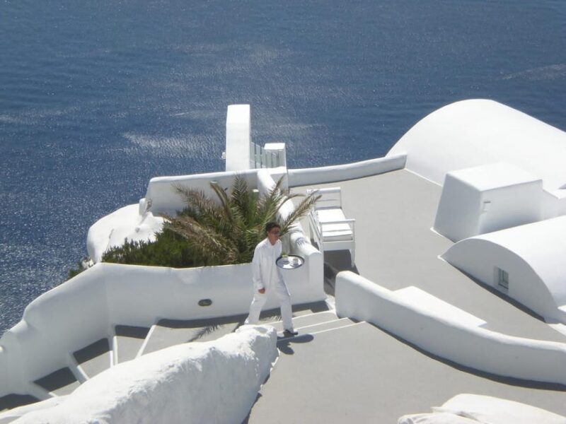 Low Cost Walking Tour in Fira With a Local Guide Santorini - Experience Features