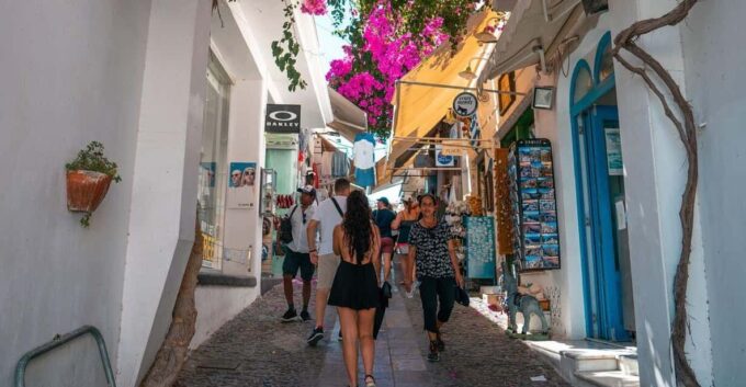 Low Cost Walking Tour in Fira With a Local Guide Santorini - Cancellation Policy