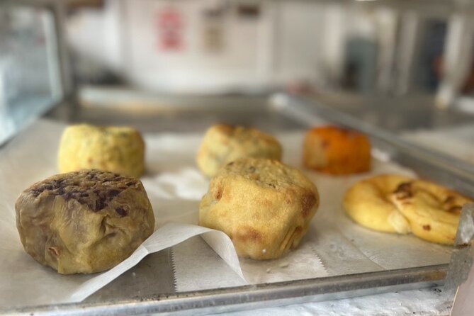 Lower East Side and Essex Market Multicultural Food Tour - Exploring the Neighborhood