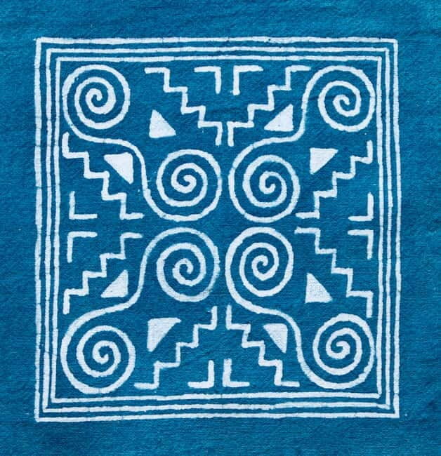 Luang Prabang: Hmong Batik Art Workshop - The Cultural Significance of Hmong Batik