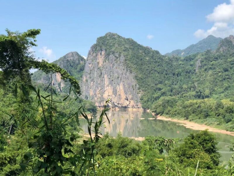 Luang Prabang: Kayak Tour to Pak Ou Caves - Lunch by the Mekong