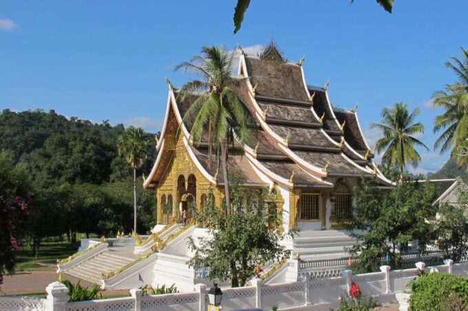 Luang Prabang: Private Must-See Sights and Mount Phousi Tour - Inclusion Details