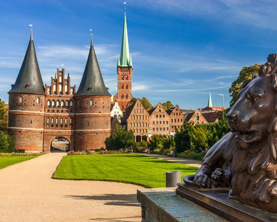 Lübeck: Classic Tour of the Hanseatic City - Tour Details